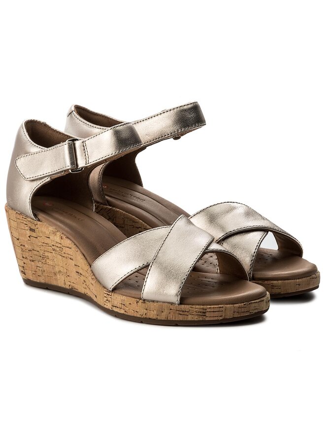 Clarks un plaza cross best sale