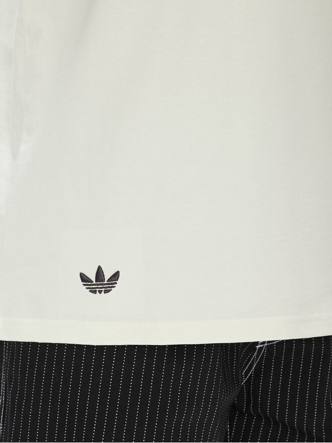 adidas adidas T-Shirt Neuclassics HZ3698 Weiß Oversize