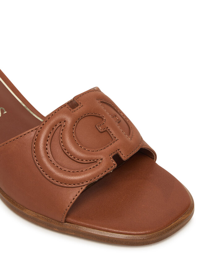 Guess Pantoletten Guess FLJCNN LEA03 Braun