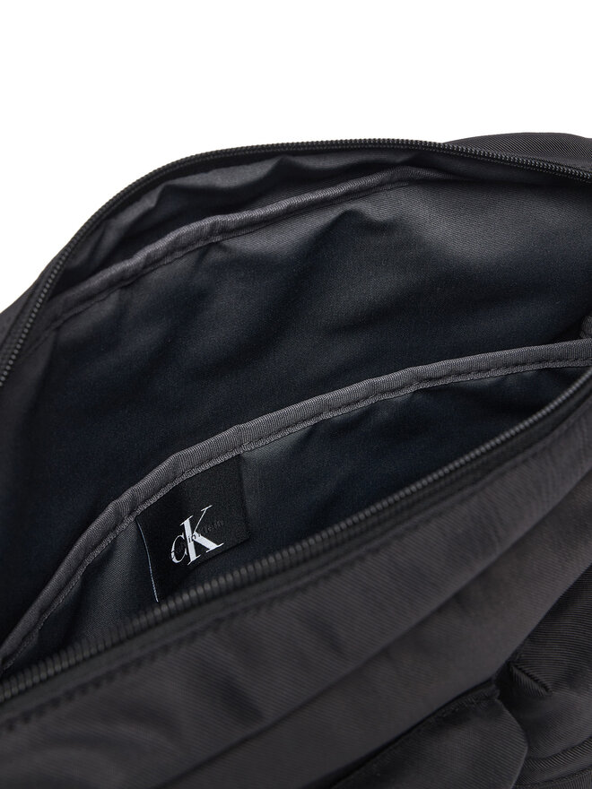 Calvin Klein Umhängetasche Calvin Klein Bolt Laptop Flight Bag LV04D3459G Schwarz
