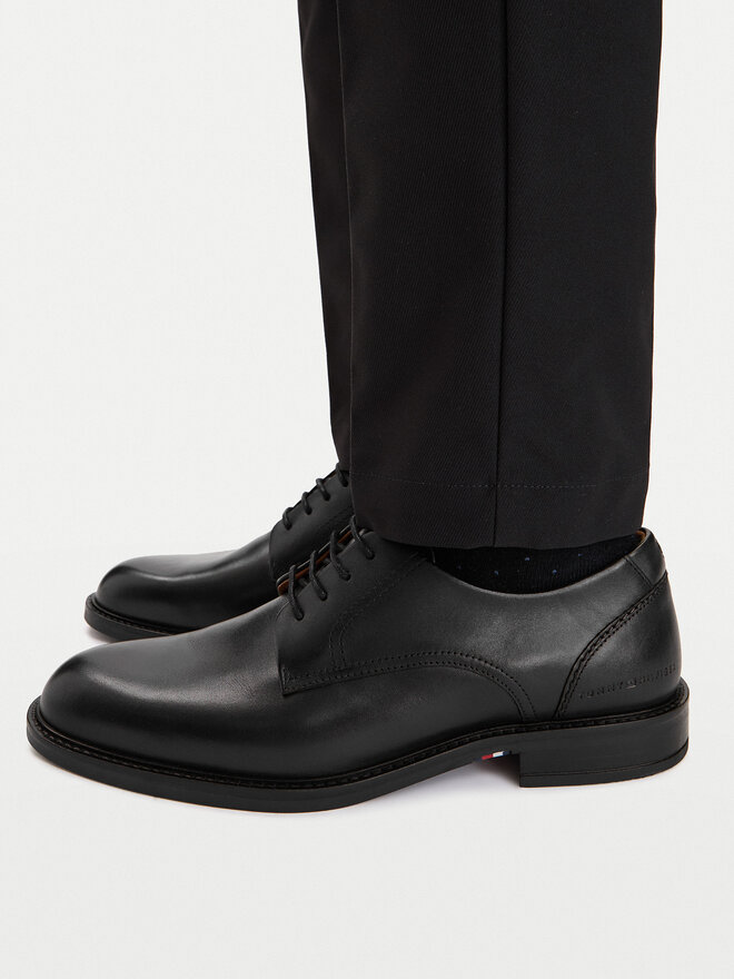 Tommy Hilfiger Oxford Schuhe Tommy Hilfiger Corporate Dressy Lth FM0FM06023 Schwarz