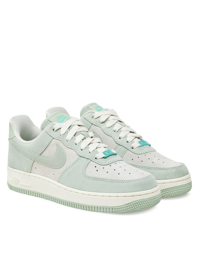 Nike Сникърси Nike Air Force 1 07 HQ1497 Зелен