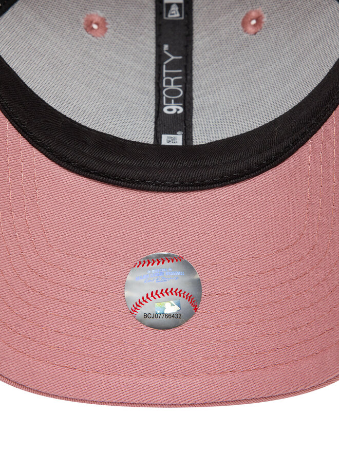 New Era Czapka z daszkiem New Era League Essential 9Forty New York Yankees 60595153 Różowy