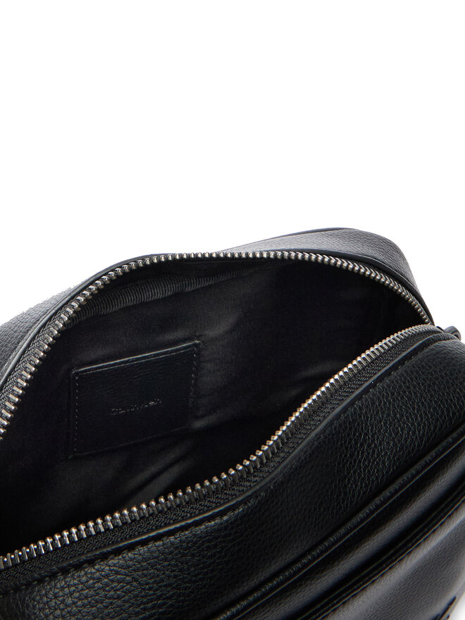 Calvin Klein Umhängetasche Calvin Klein Webbing Strap Camera Bag LV04D3129G Schwarz