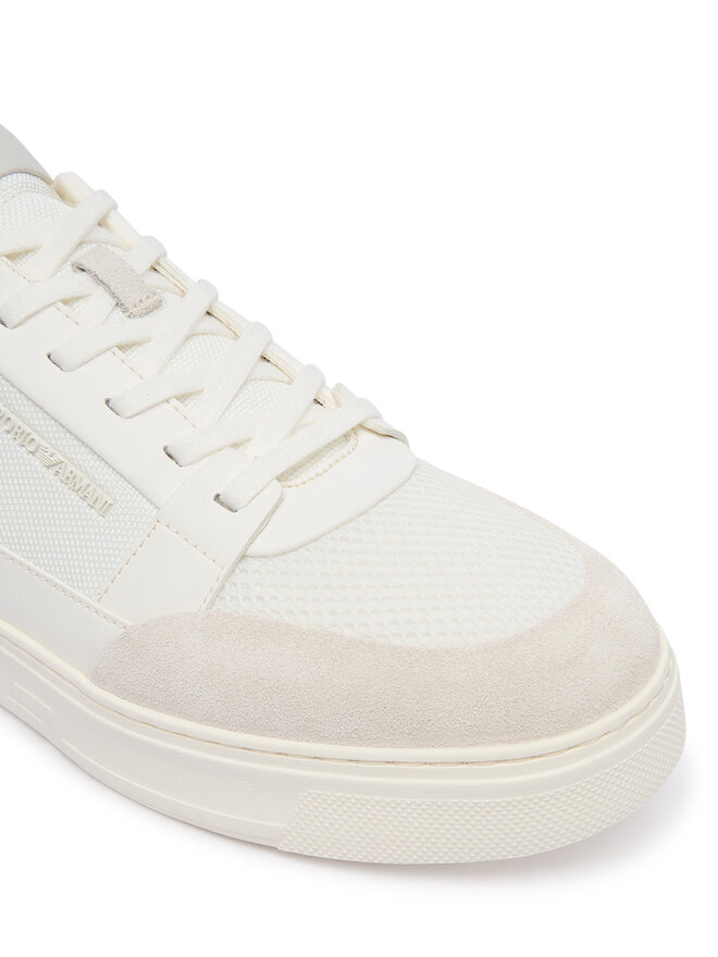 Emporio Armani Sneakers Emporio Armani EM004836 AF24321 M0360 Weiß