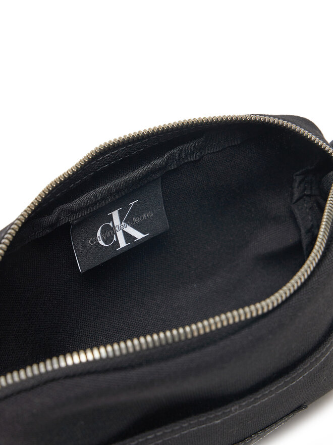 Calvin Klein Jeans Плоска сумка Calvin Klein Jeans Sport Essentials Camera Bag W K50K513005 Чорний