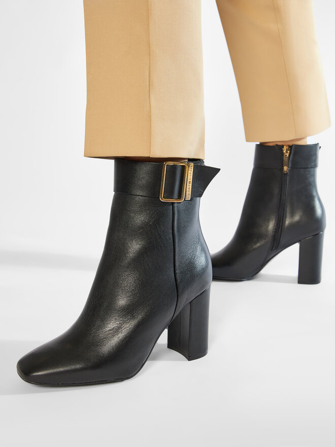 Tommy Hilfiger Stivaletti Tommy Hilfiger Basic Square Toe Boot FW0FW05154 Nero