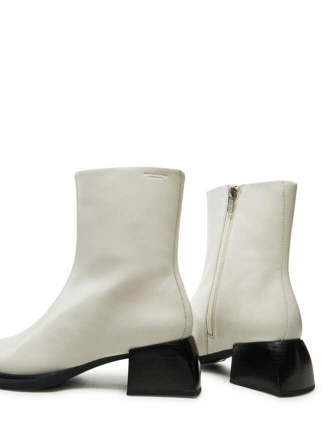 Vagabond Shoemakers Botki Vagabond Shoemakers Vivian 5453-001-01 Écru