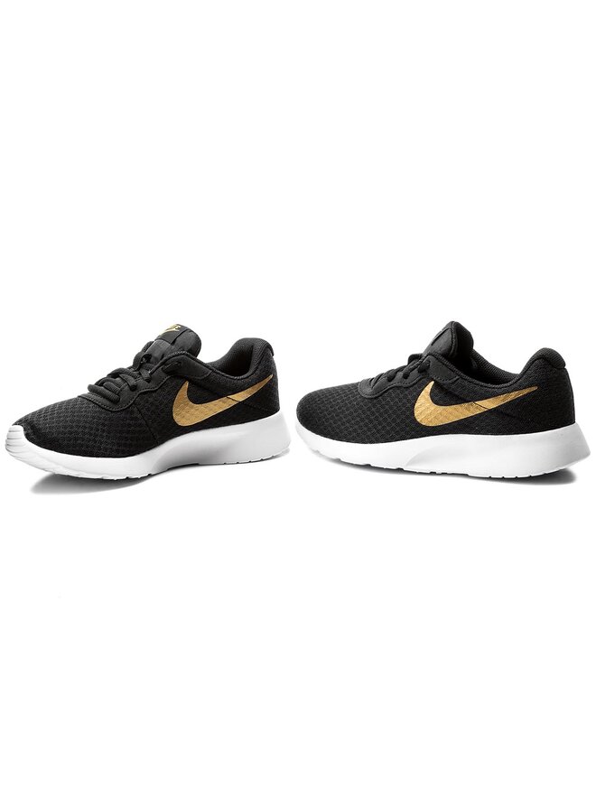 Nike Снікерcи Nike Tanjun 812655 004 Чорний