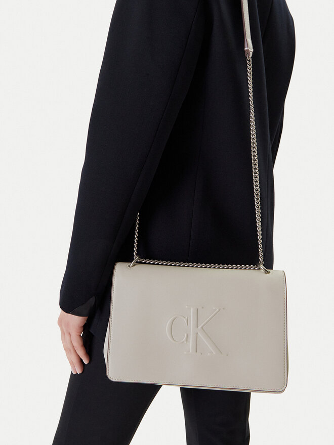 Calvin Klein Jeans Сумка Calvin Klein Jeans Sculpted Ew Flap25 Shoulder Bag LV04K3035G Білий