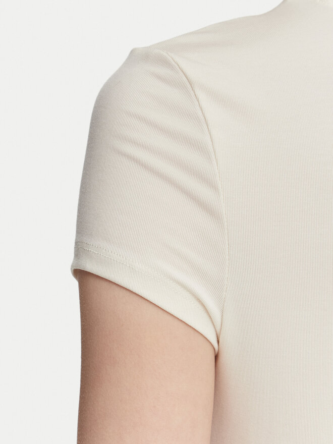 Guess Guess T-Shirt V6YI24 K4787 Creme Slim Fit