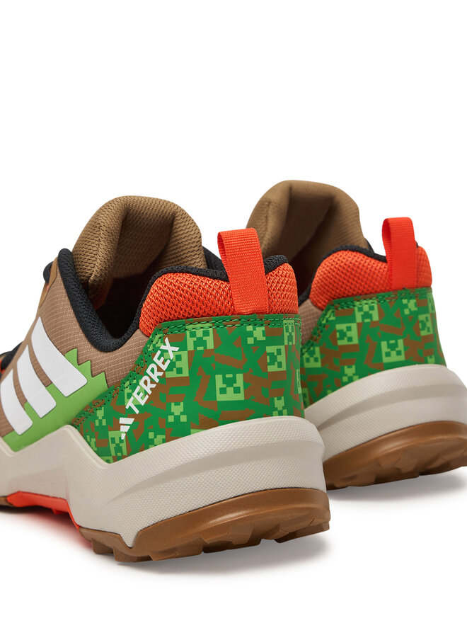 adidas Trekkingschuhe adidas Minecraft Terrex Ax4R Hiking JR1289 Braun