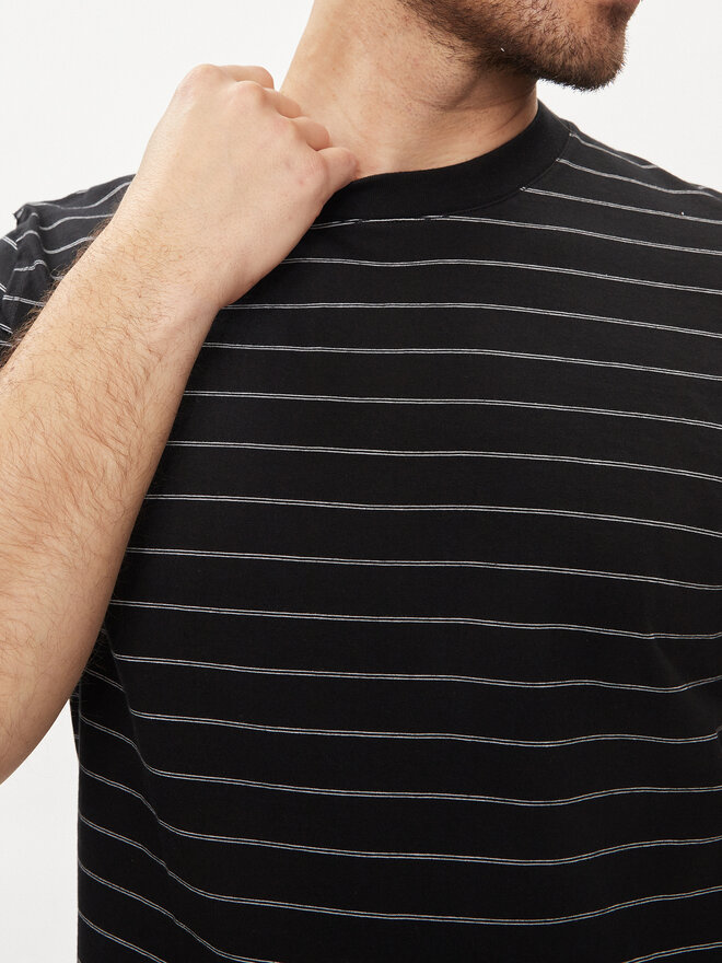 Sisley Sisley T-shirt 3QPBS103C Crna Regular Fit