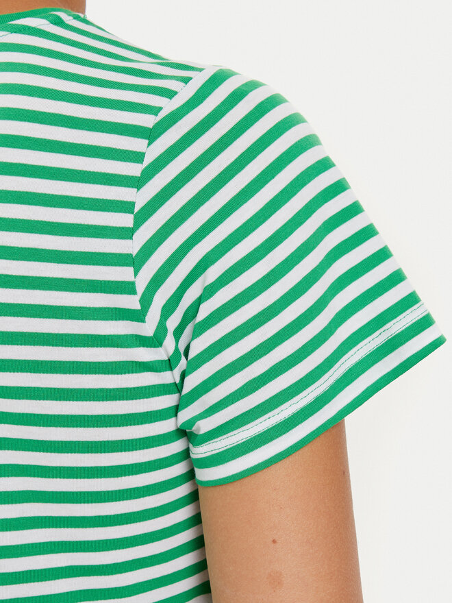 Noisy May Noisy May Футболка 27025691 Зелений Regular Fit