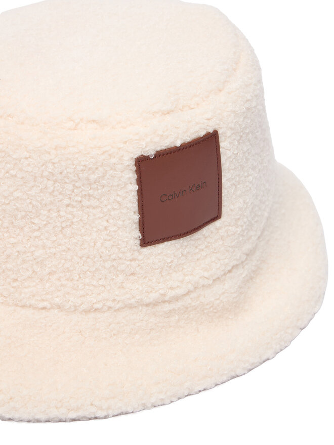 Calvin Klein Hut Calvin Klein All-Over Sherpa W/ Patch Bucket LV04F5097G Creme