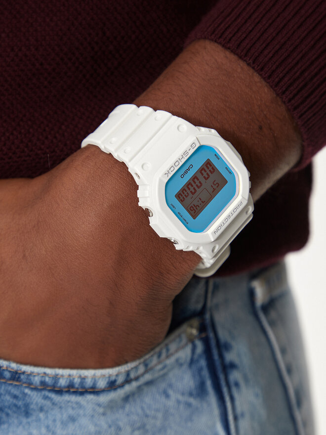 Zegarek G-Shock Beach Time Lapse DW-5600TL-7ER Biały