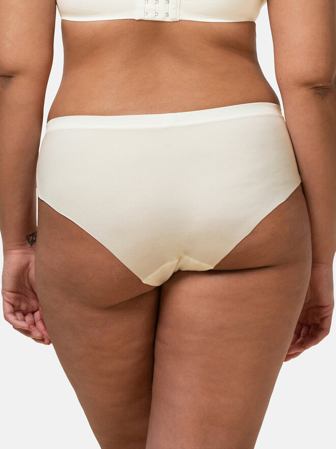 Triumph Triumph Boksarice Body Make-Up Soft Touch 10193532 Écru