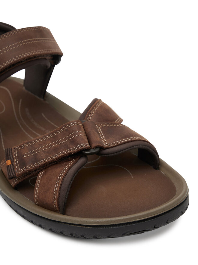 Clarks Sandály Clarks Wesley Shore 26182009 Hnědá