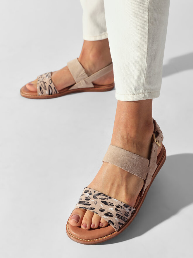 Sandales Clarks Karsea Strap 26171876 Beige chaussures