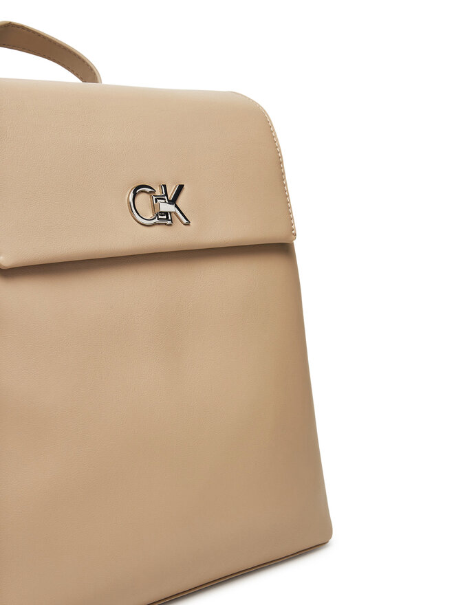 Calvin Klein Σακίδιο Calvin Klein Ck Flap Backpack With Conv Strap K60K613038 Μπεζ