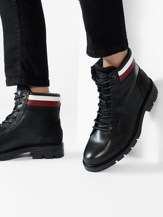Tommy Hilfiger Zimske čizme Tommy Hilfiger Elevated Rwb Collar Lth Boot FM0FM03825 Crna