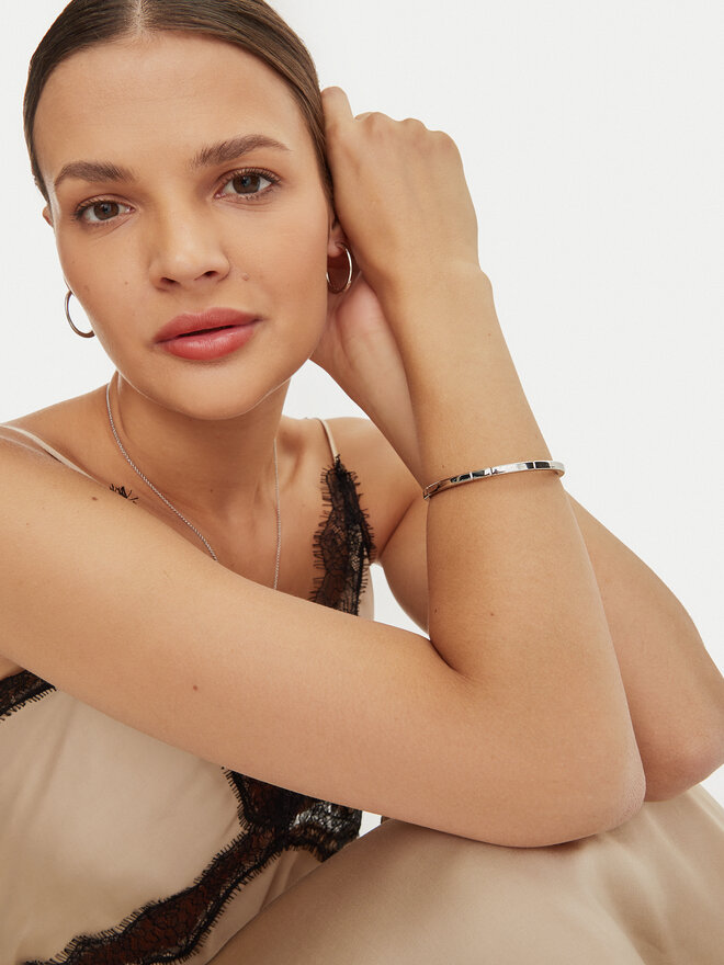 Calvin Klein Náramek Calvin Klein 35000454 Stříbrná