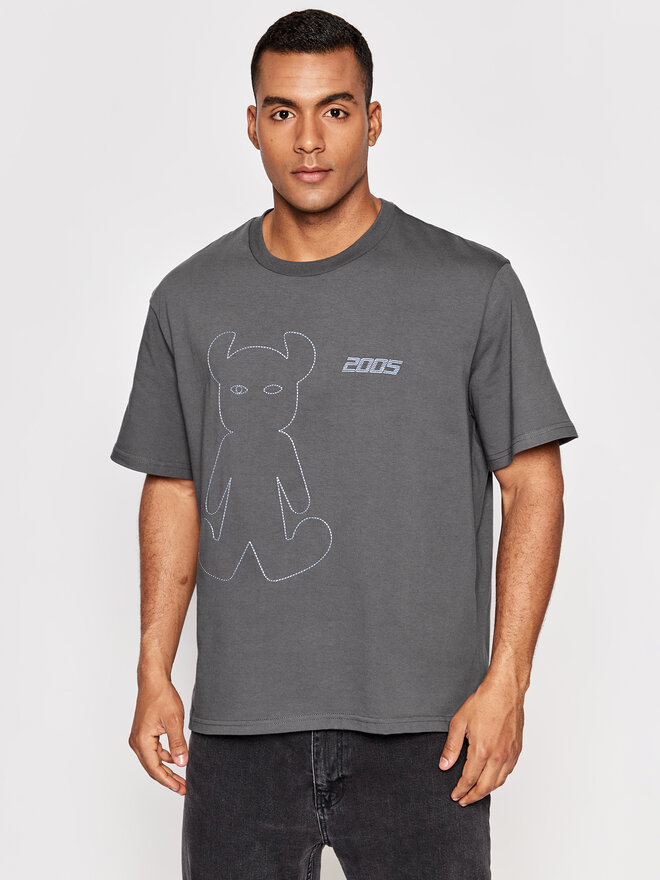 2005 2005 Футболка Unisex Horned Сірий Relaxed Fit