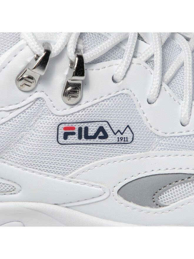 White fila ray tracer cheap