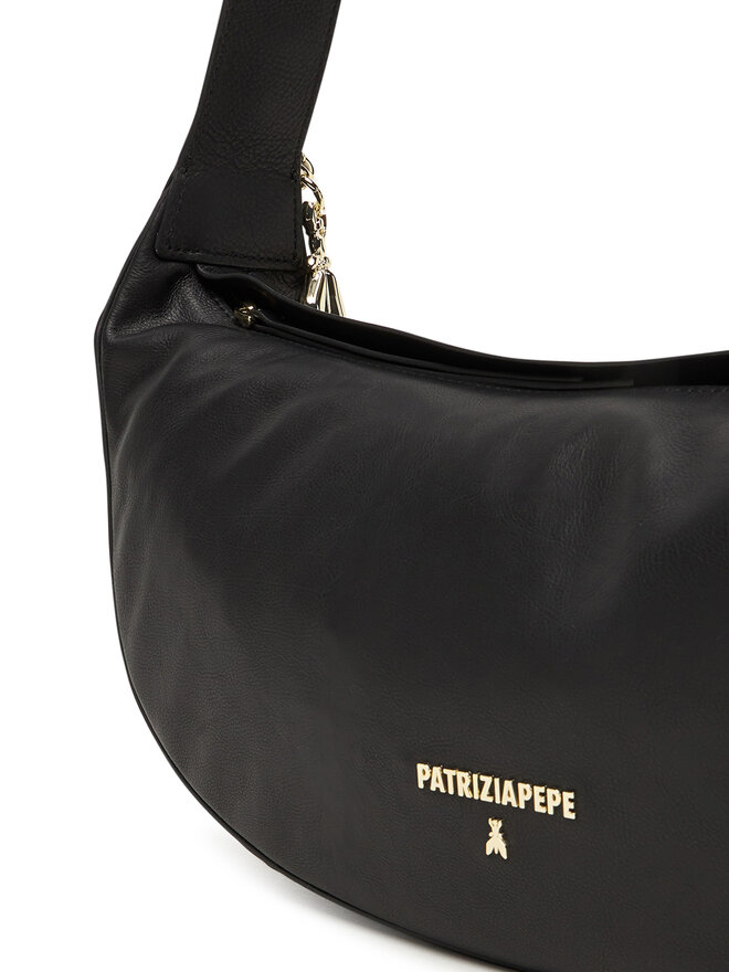 Patrizia Pepe Τσάντα Patrizia Pepe 8B0274 L164 K103 Μαύρο