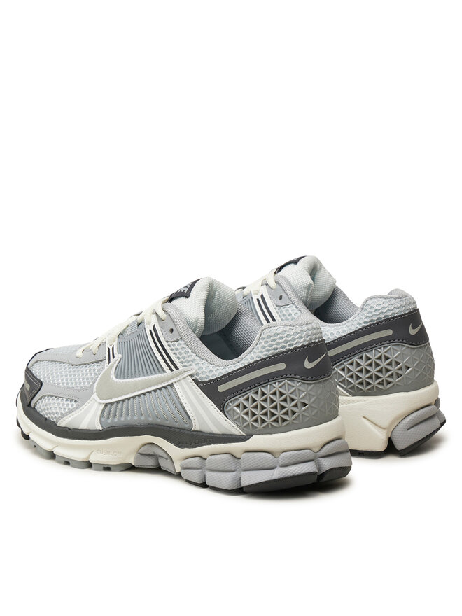 Nike Sneakersy Nike Zoom Vomero 5 FD9919 001 Szary