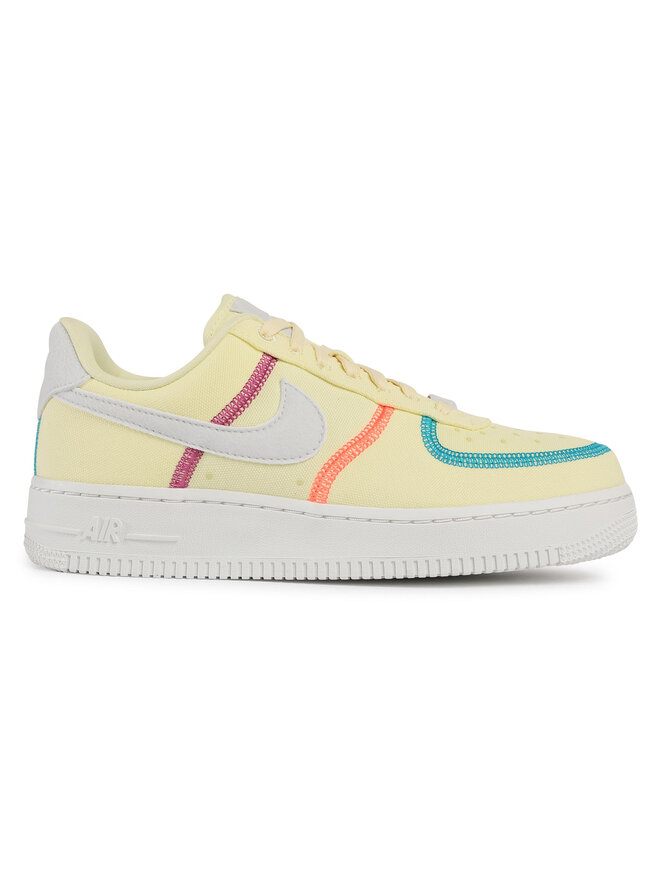 Sneakers Nike Air Force 1 07 Lx CK6572 700 Giallo escarpe