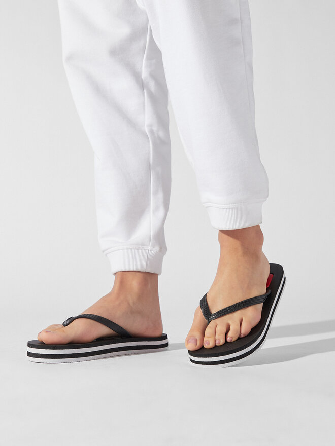 Tongs Fila Troy Zeppa Slipper Wmn FFW0271.80010 Noir chaussures