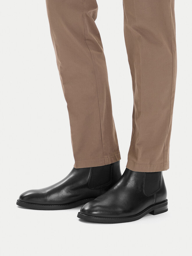 GINO ROSSI Klassische Stiefeletten Gino Rossi CEO-DANTE-07 125AM Schwarz