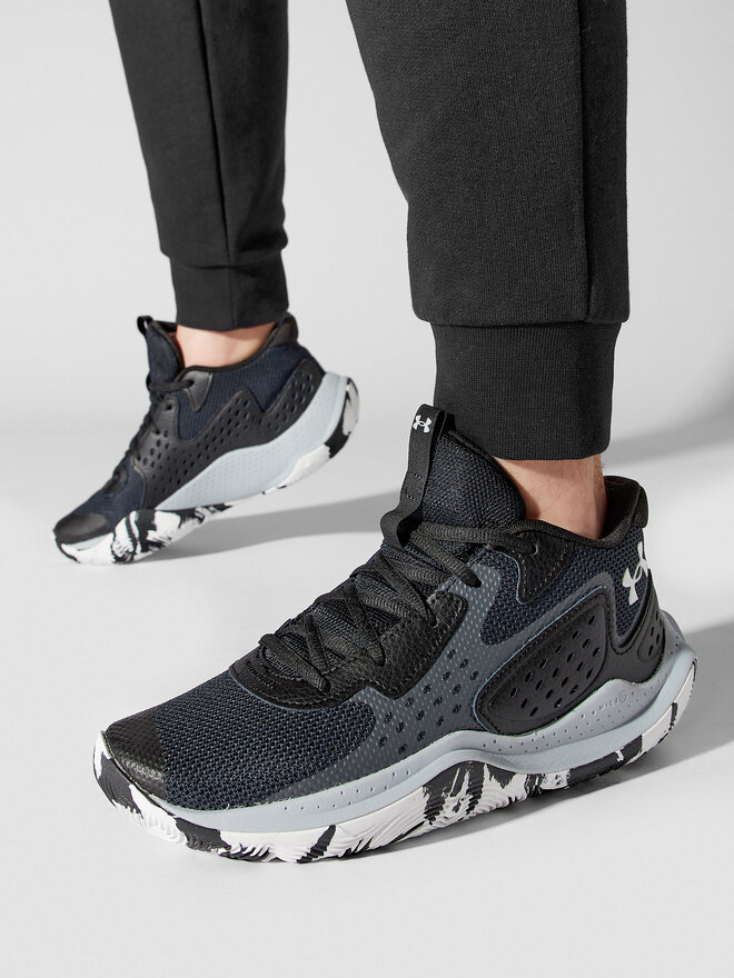 Under Armour Обувки за баскетбол Under Armour Ua Jet '23 3026634-002 Черен