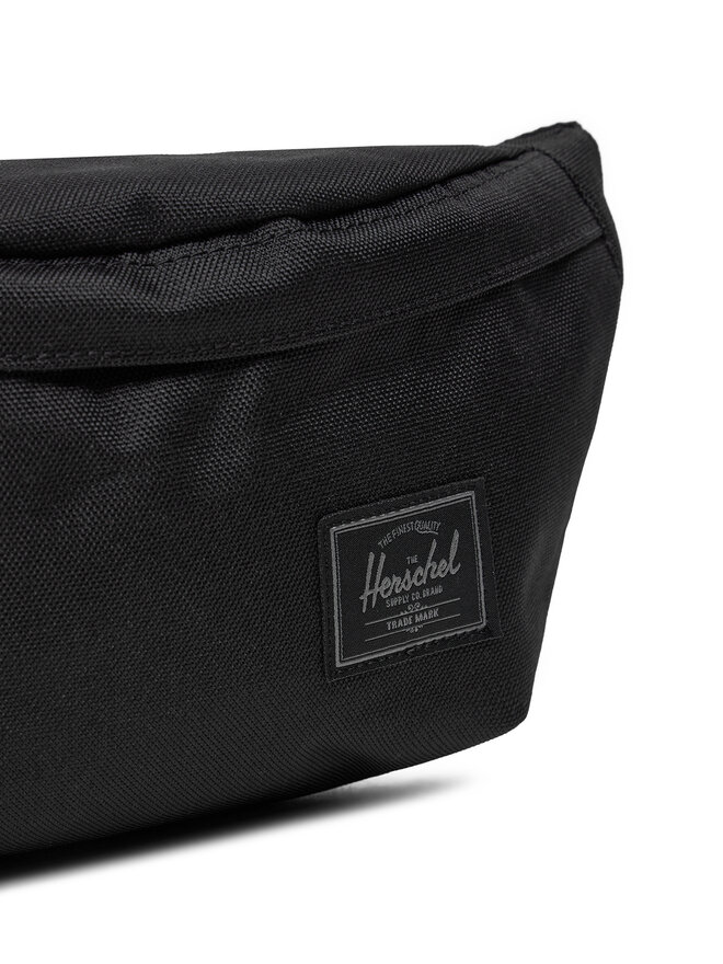 Herschel Övtáska Herschel Classic™ Hip Pack 11549-05881 Fekete