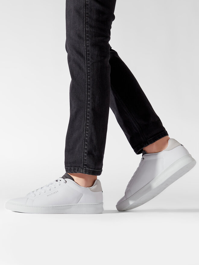 Tommy Hilfiger Sneakersy Tommy Hilfiger Retro Court Clean Cupsole FM0FM04246 Bílá