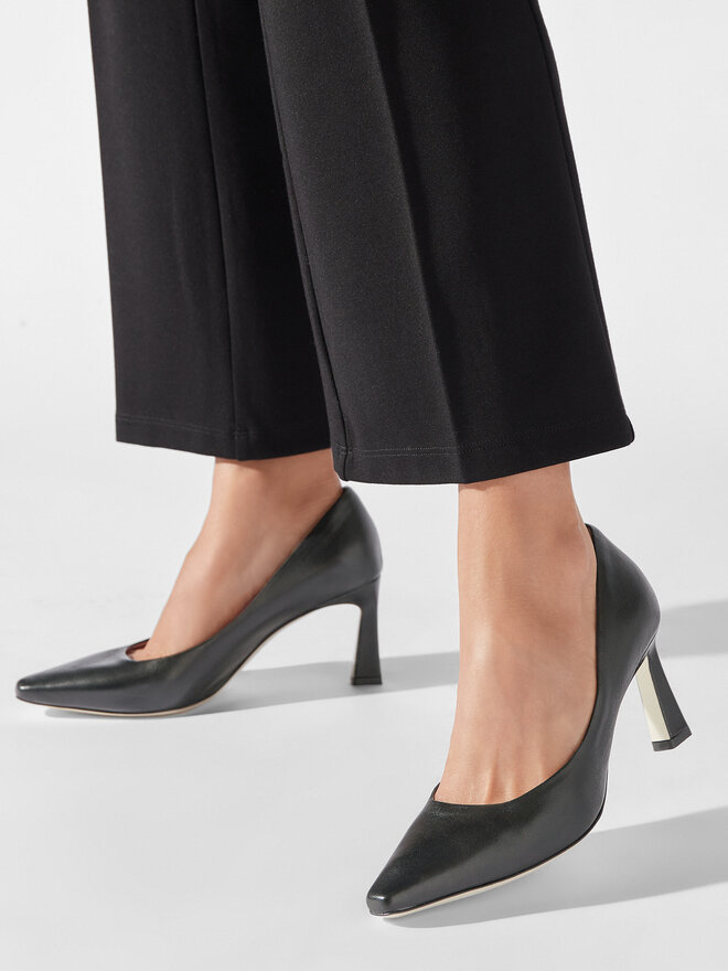 Pollini Pantofi cu toc subțire Pollini SA10257C1GTE0000 Negru