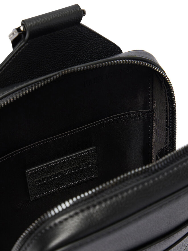 Emporio Armani Umhängetasche Emporio Armani EM001613 AF13788 UC001 Schwarz