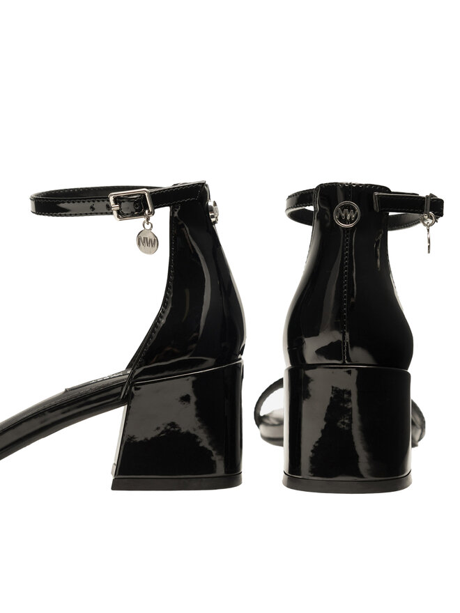 Nine West Szandál Nine West ERMINA FF-2308 Fekete