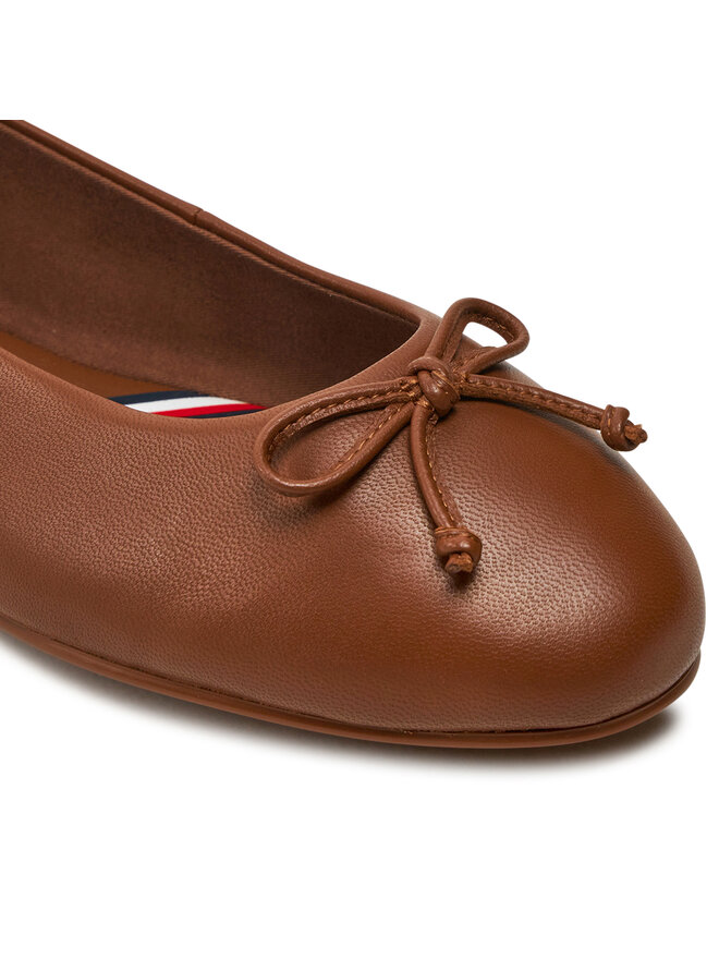 Tommy Hilfiger Balerīnas Tommy Hilfiger Essential Chic Ballerina FW0FW08059 Brūns