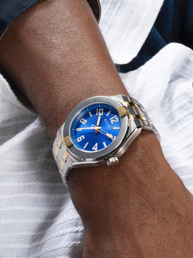 Guess Zegarek Guess Escape GW0661G1 Srebrny