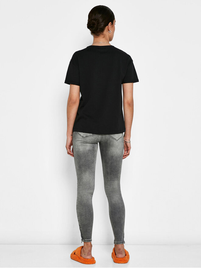 Noisy May Noisy May T-Shirt Brandy 27010978 Μαύρο Relaxed Fit