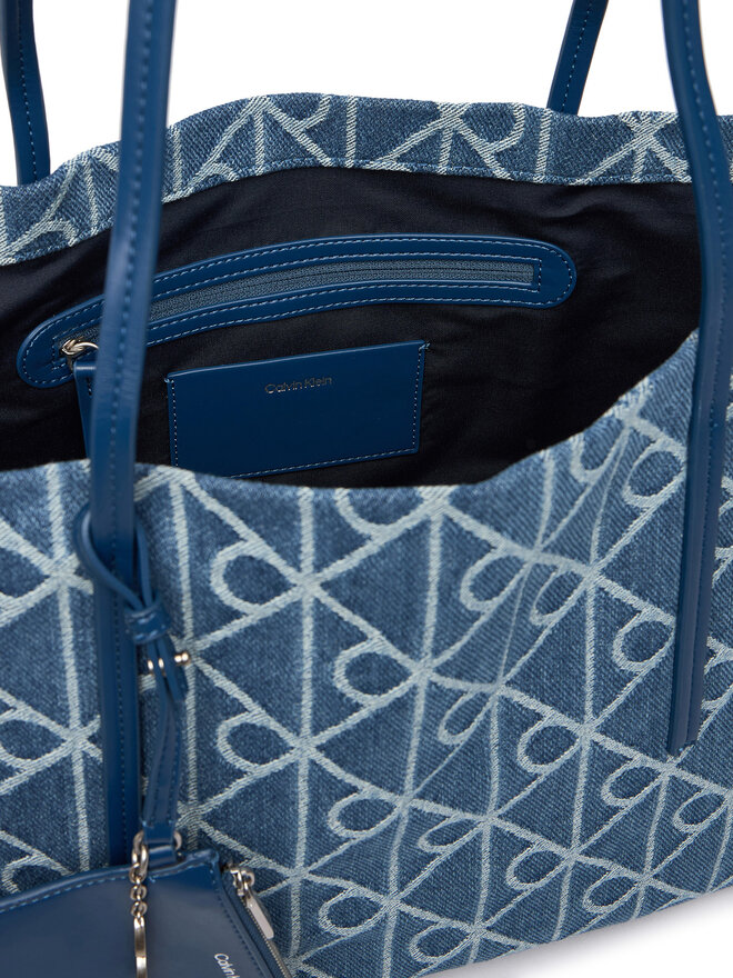 Calvin Klein Handtasche Calvin Klein Emblem Aop Denim Tote W/ Pouch LV04F3428G Blau