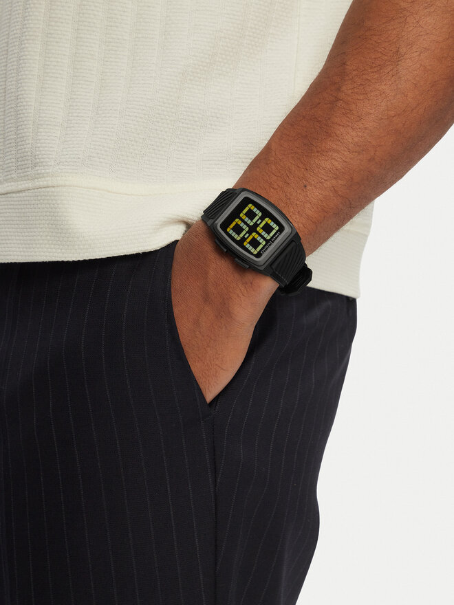 Armani Exchange Uhr Armani Exchange Kelvin AX2971 Schwarz