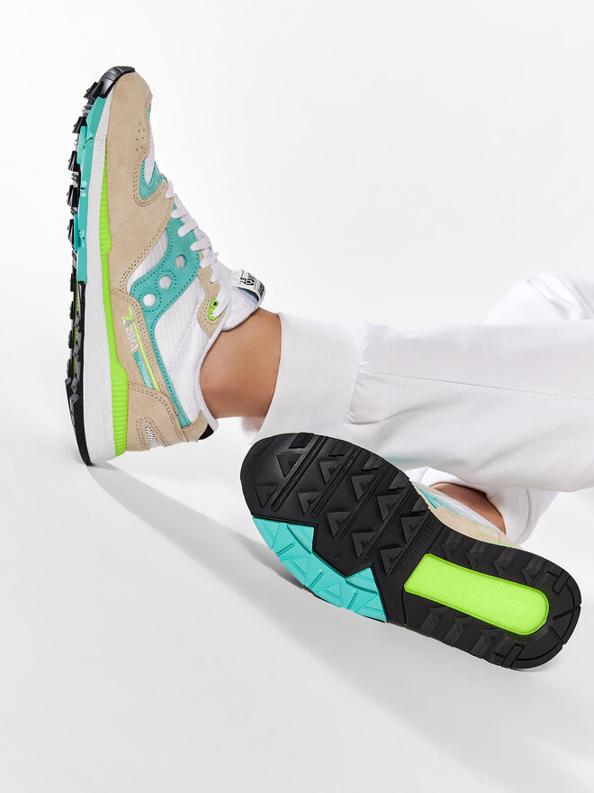Azura sneakers discount