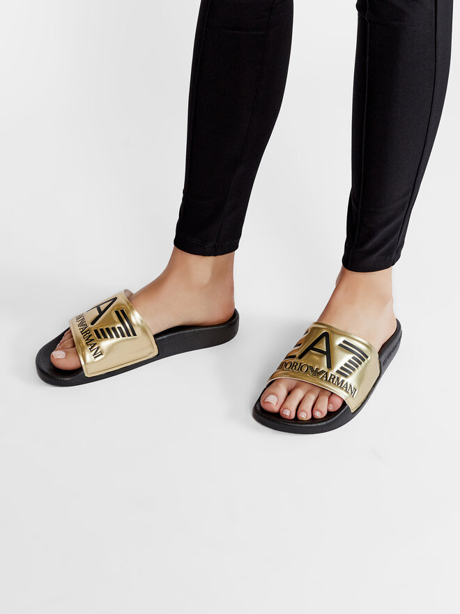 EA7 Emporio Armani Шльопанці EA7 Emporio Armani XCP001 XCC22 D467 Золотий