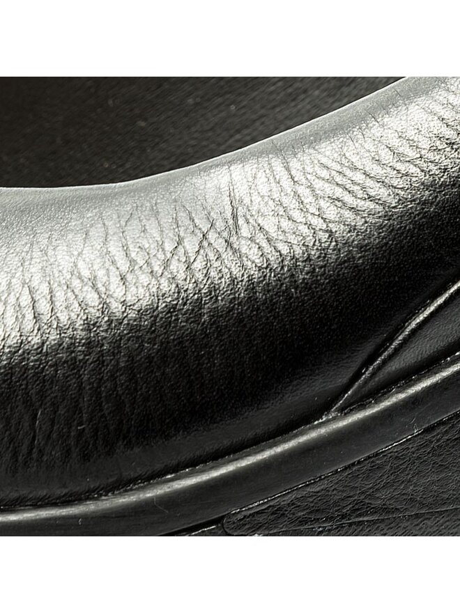 Po buty Clarks Wynnmere Fox 261284244 Czarny eobuwie .pl
