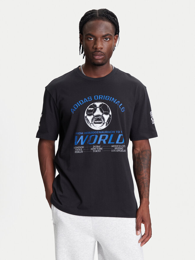 adidas adidas T-Shirt 90s Football Graphic JX3064 Μαύρο Regular Fit