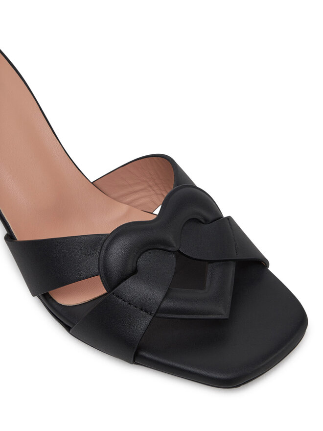 LOVE MOSCHINO Klapki LOVE MOSCHINO JA28065G1MIA0000 Czarny