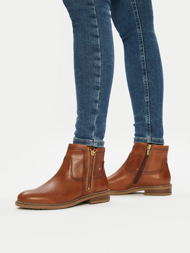 Pikolinos Botine Pikolinos W8J-8747 Maro